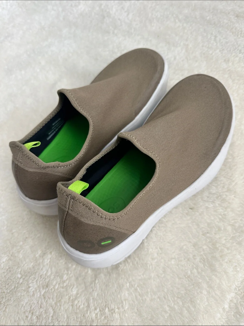 Oofos Oomg Eezee Women 7 Low Top Taupe Canvas Slip On Recovery Shoes Comfort